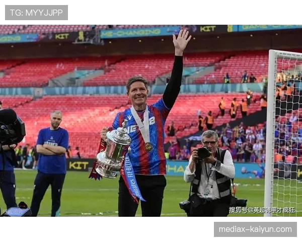 战术复盘:水晶宫零封曼城,格拉斯纳的高位防守体系如何奏效? 战术复盘:水晶宫零封曼城,格拉斯纳的高位防守体系如何奏效?