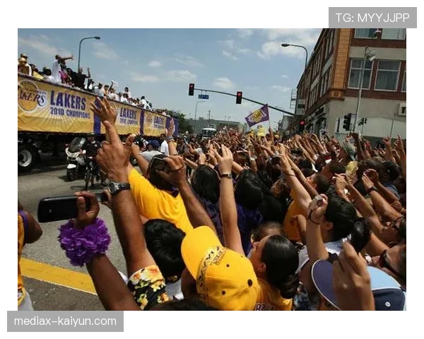 NBA宣布下赛季全明星周末将尝试“城市巡游”分散举办模式 NBA宣布下赛季全明星周末将尝试“城市巡游”分散举办模式