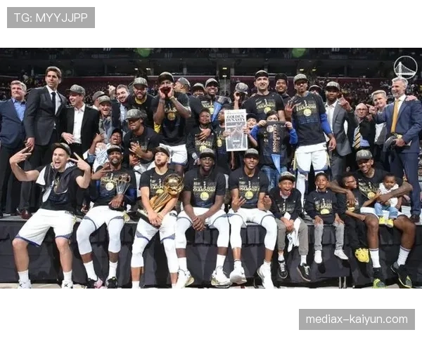 NBA奢侈税榜单出炉：7队烧钱冲冠，勇士6790万排第二